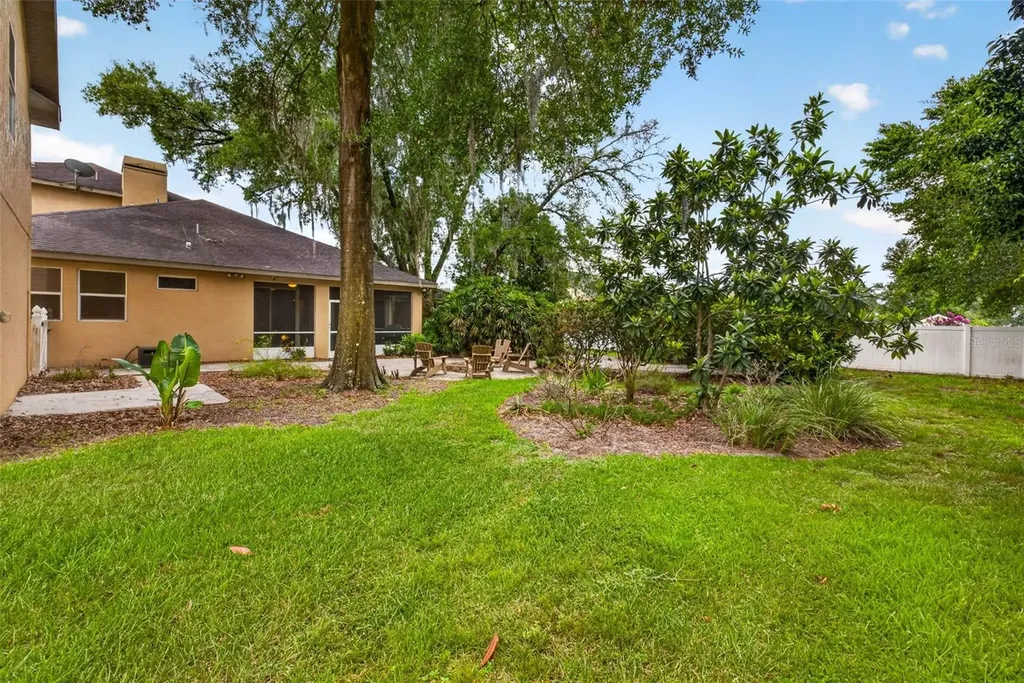 32449 Laurel Court San Antonio FL 33576