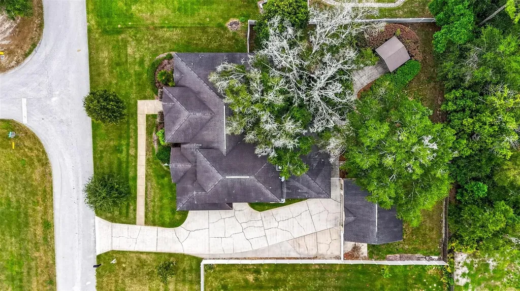 32449 Laurel Court San Antonio FL 33576