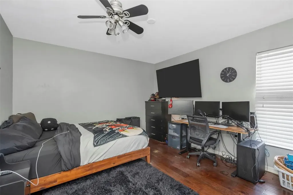 5633 Glencrest Boulevard Tampa FL 33625
