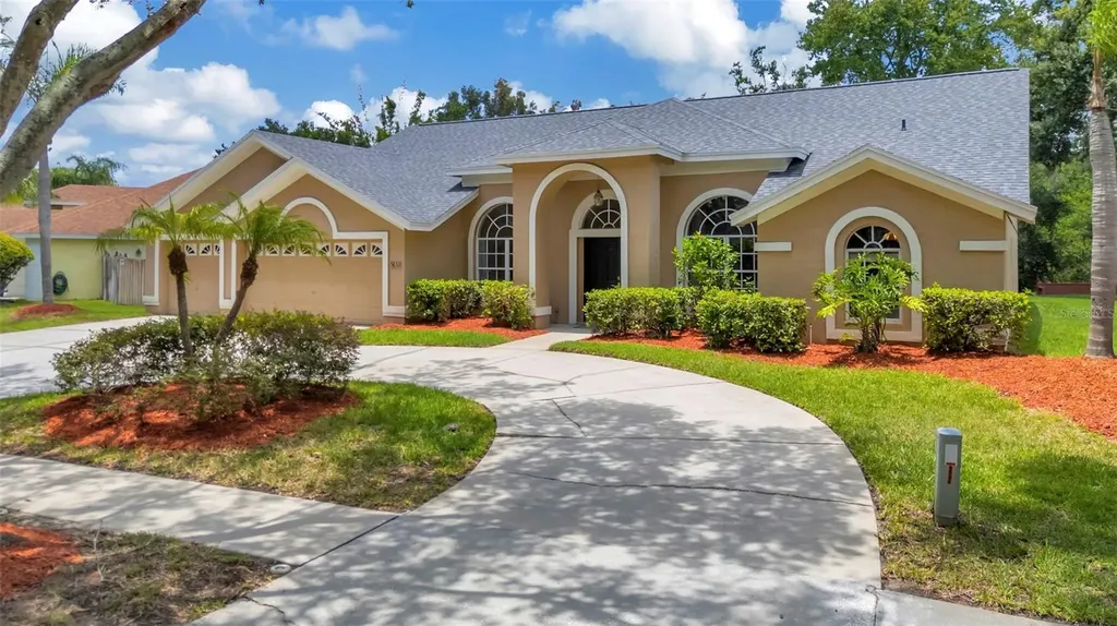 5633 Glencrest Boulevard Tampa FL 33625