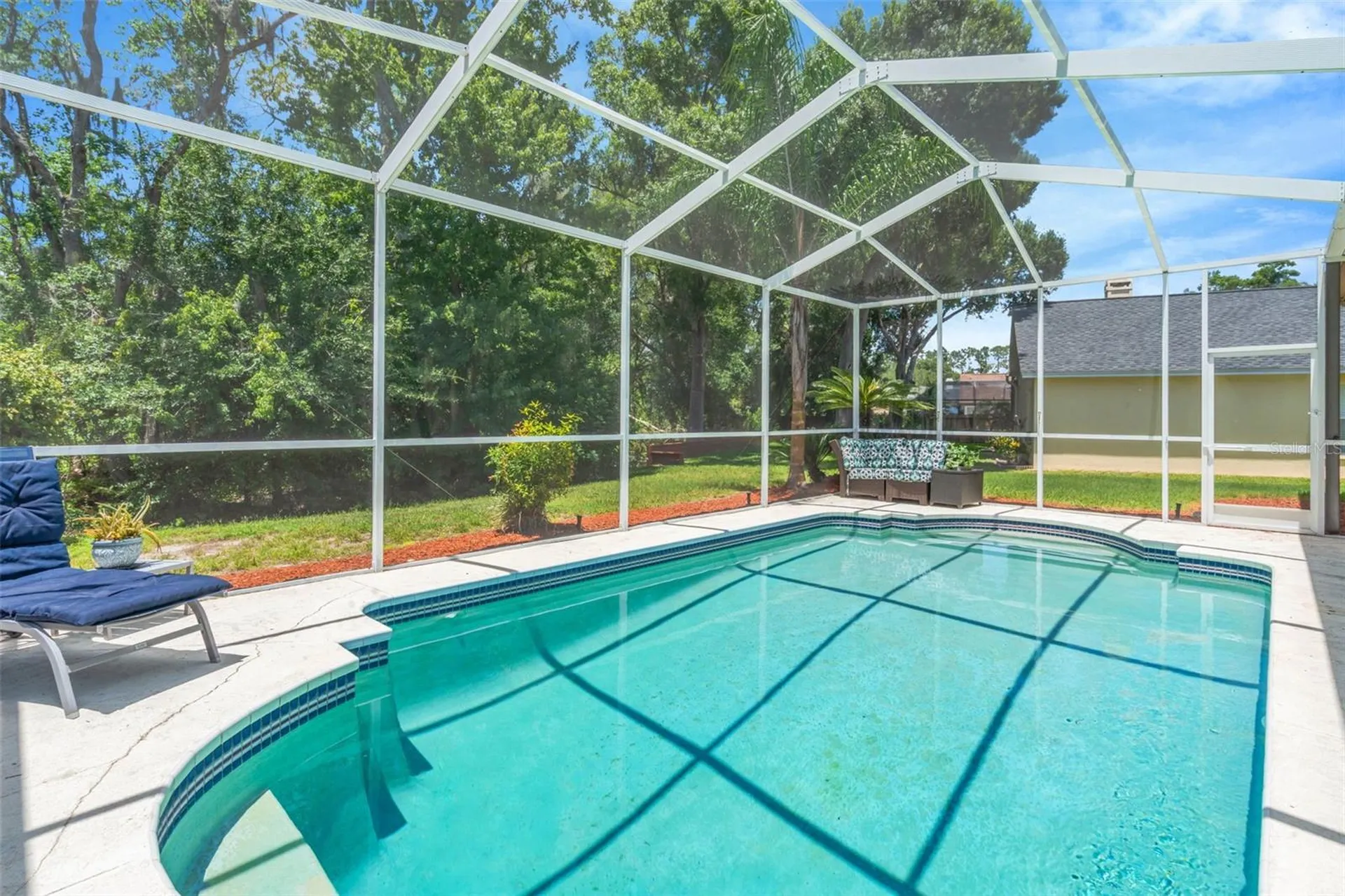 5633 Glencrest Boulevard Tampa FL 33625