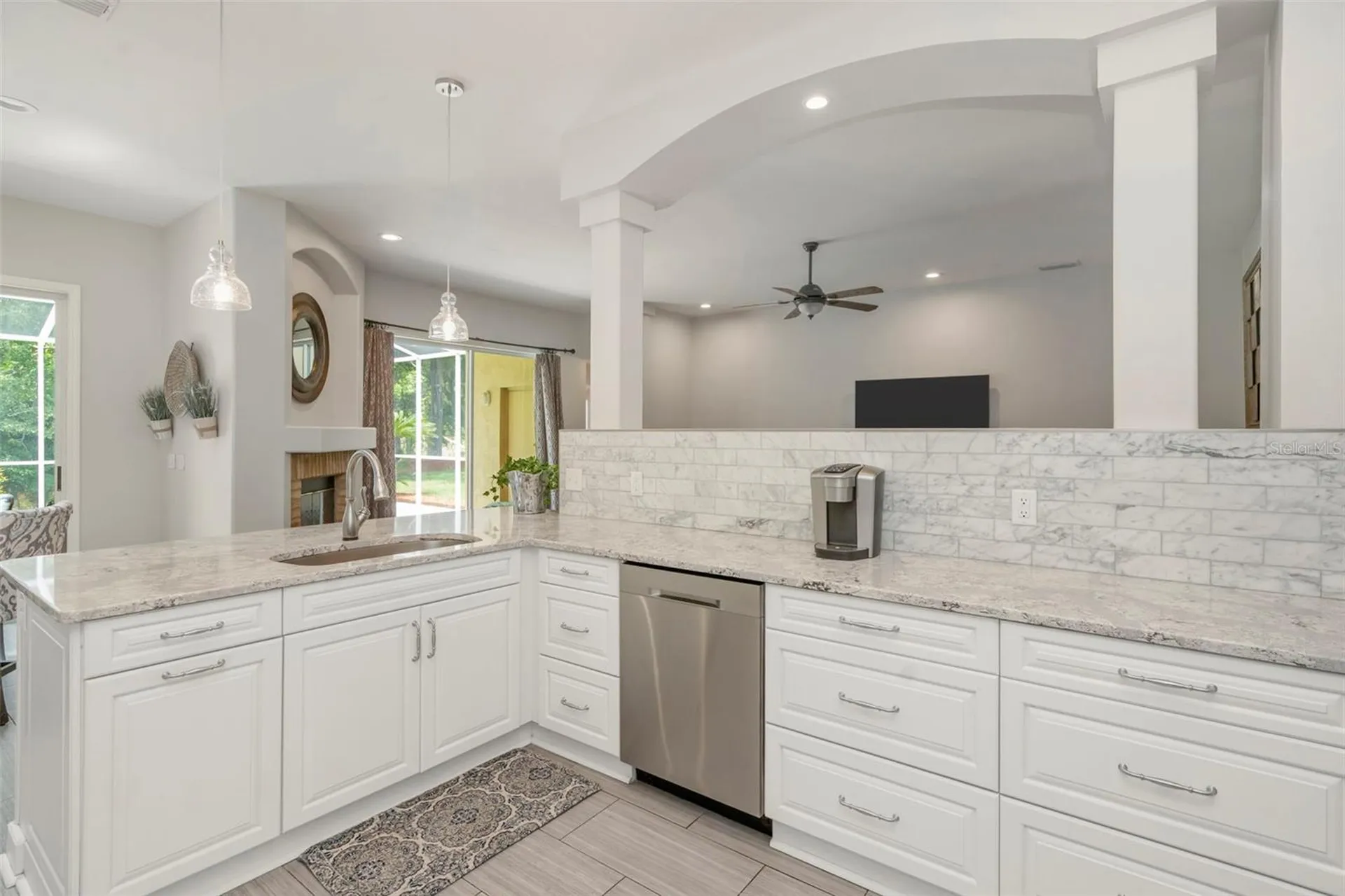 5633 Glencrest Boulevard Tampa FL 33625
