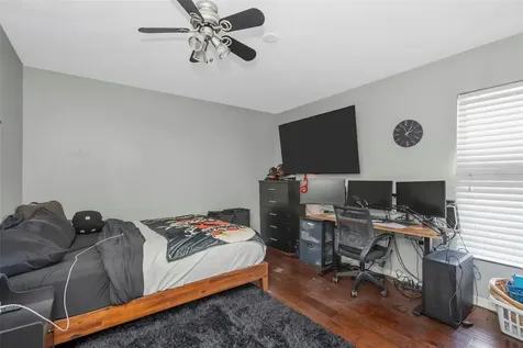 5633 Glencrest Boulevard Tampa FL 33625