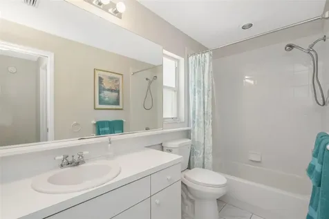 5633 Glencrest Boulevard Tampa FL 33625