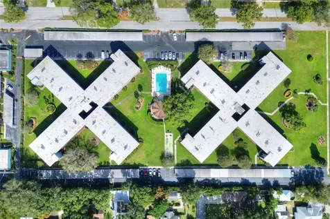 333 Lake Howard Drive NW Winter Haven FL 33880