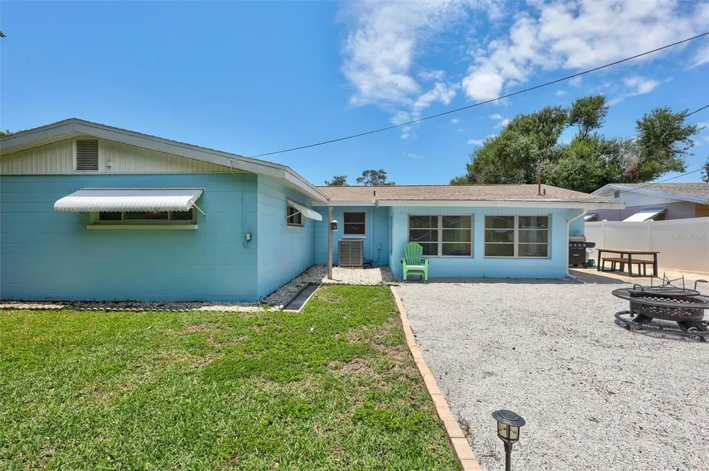 7687 117th Street Seminole FL 33772