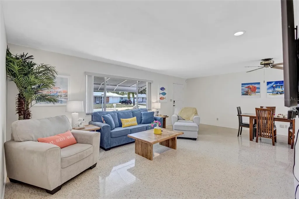 7687 117th Street Seminole FL 33772