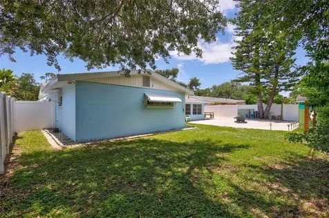 7687 117th Street Seminole FL 33772