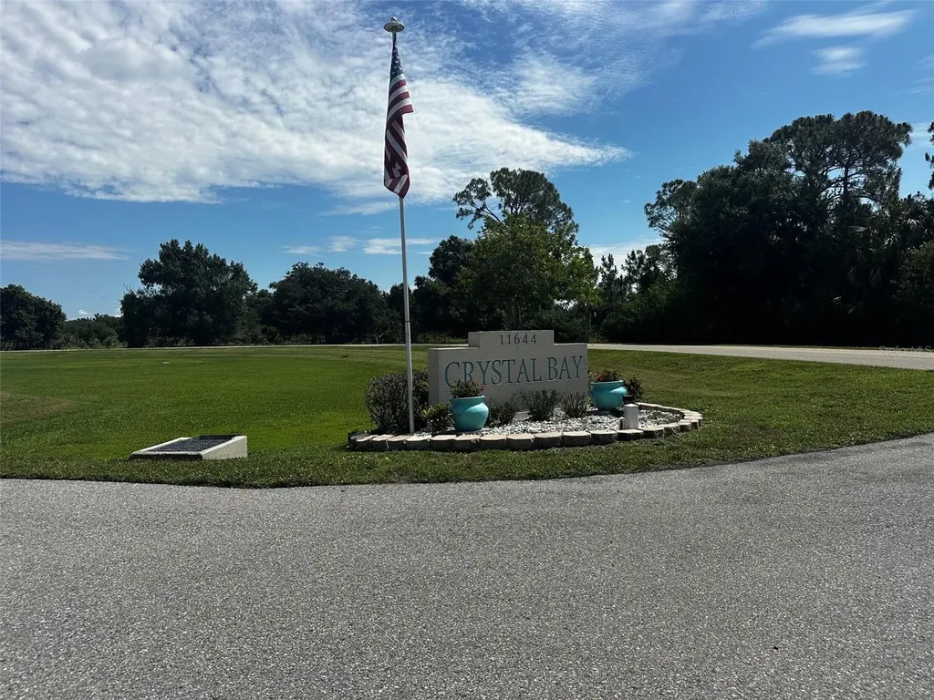 11644 SW Egret Circle Lake Suzy FL 34269