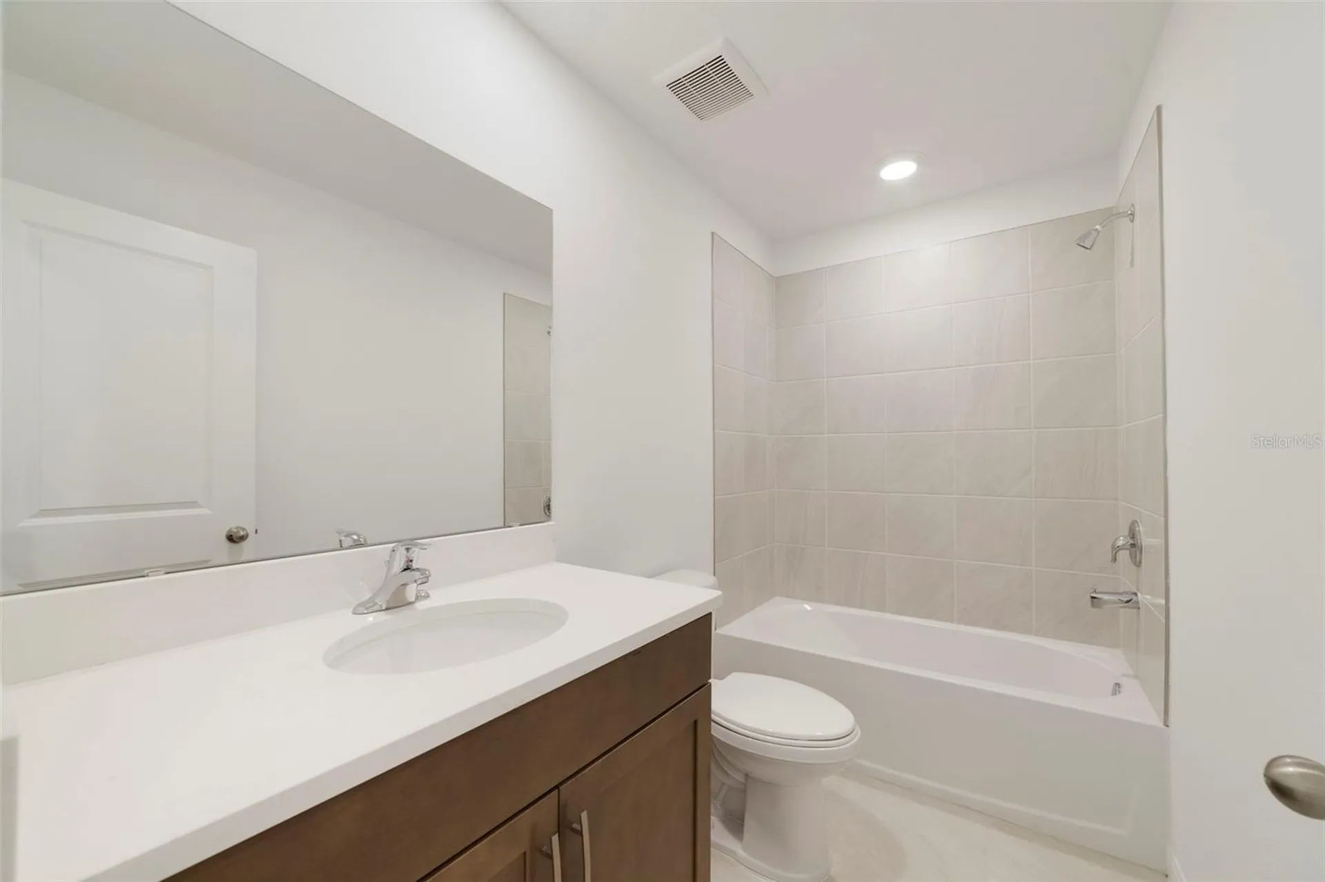 1661 Greenleaf Woods Cove Oviedo FL 32765