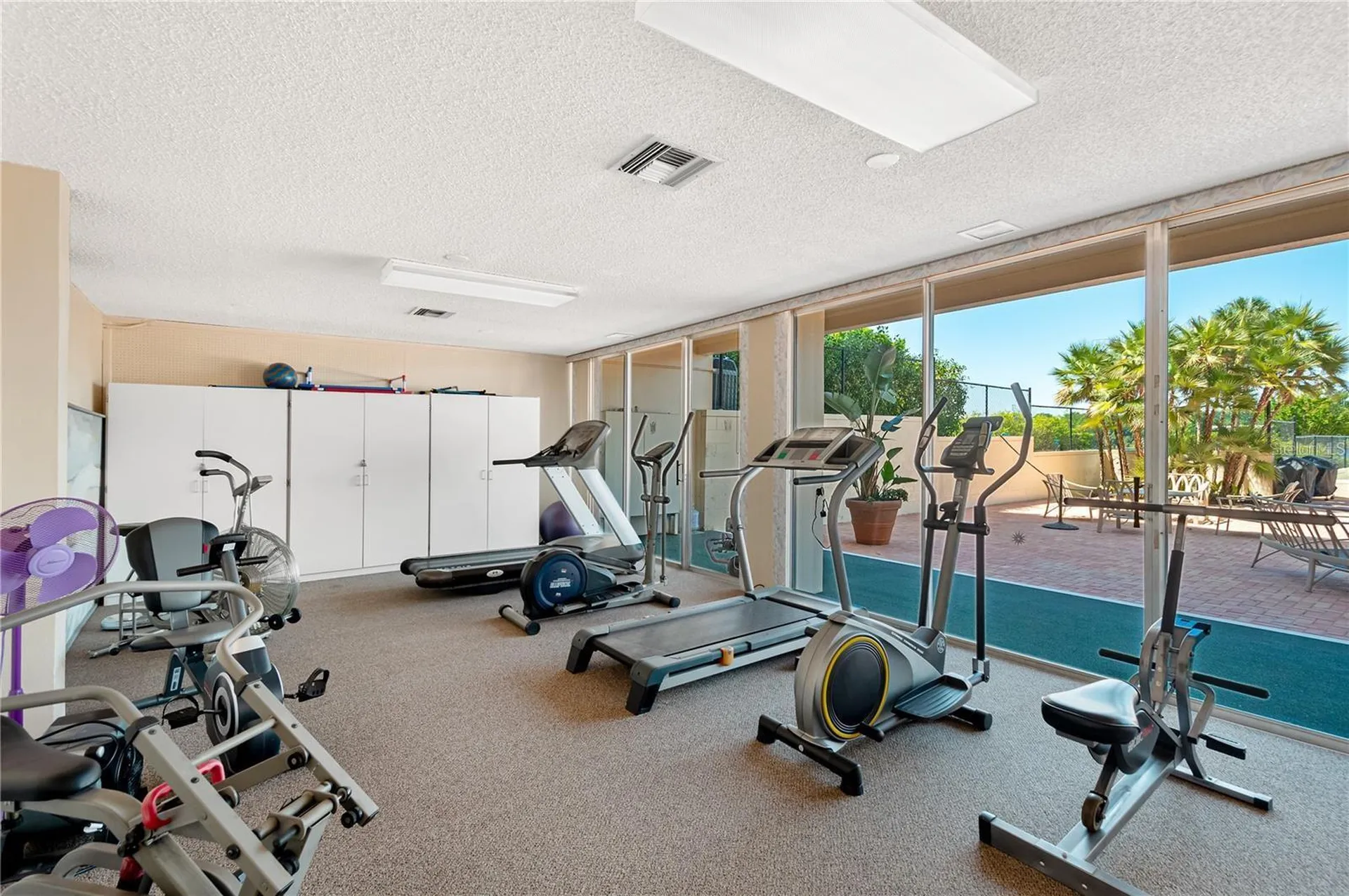 700 Mirror Terrace NW Winter Haven FL 33881