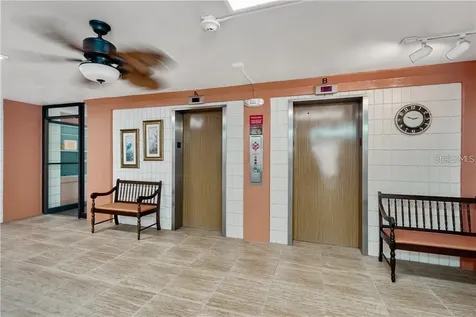 700 Mirror Terrace NW Winter Haven FL 33881
