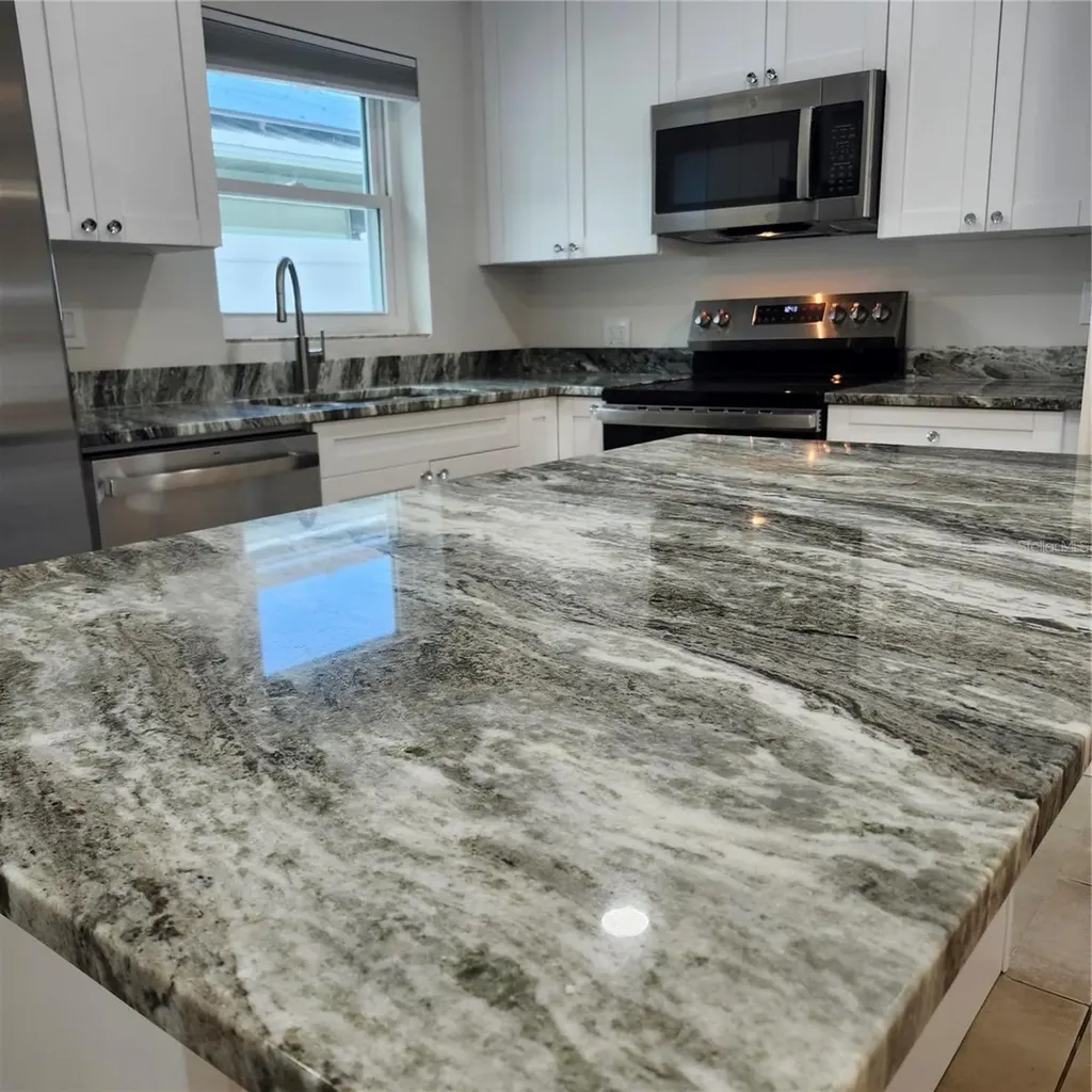 15414 Avalon Avenue Clearwater FL 33760