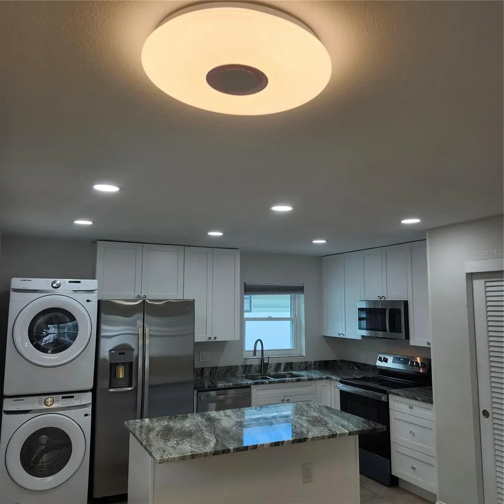 15414 Avalon Avenue Clearwater FL 33760