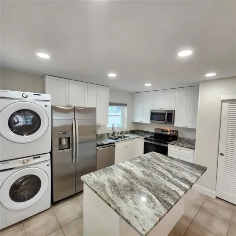 15414 Avalon Avenue Clearwater FL 33760