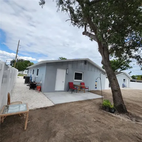 15414 Avalon Avenue Clearwater FL 33760