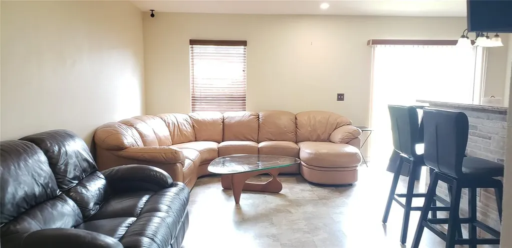 4560 Ashburn Square Drive Tampa FL 33610