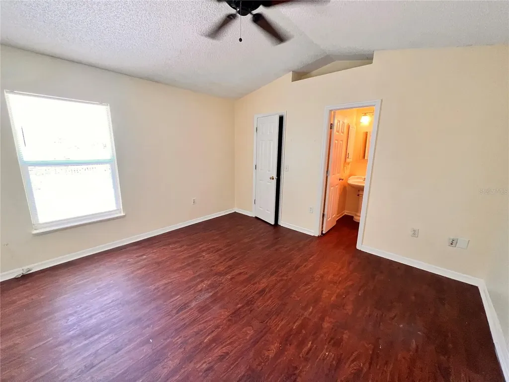 390 Fort Smith Boulevard Deltona FL 32738