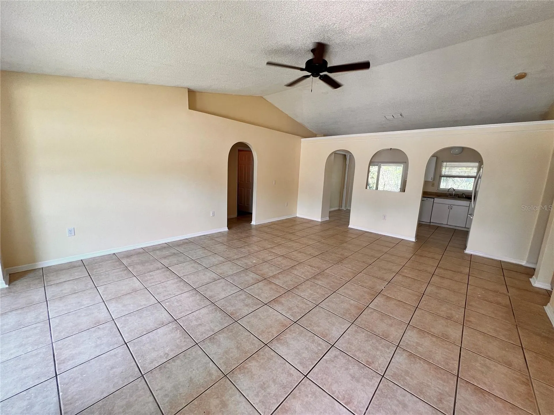 390 Fort Smith Boulevard Deltona FL 32738