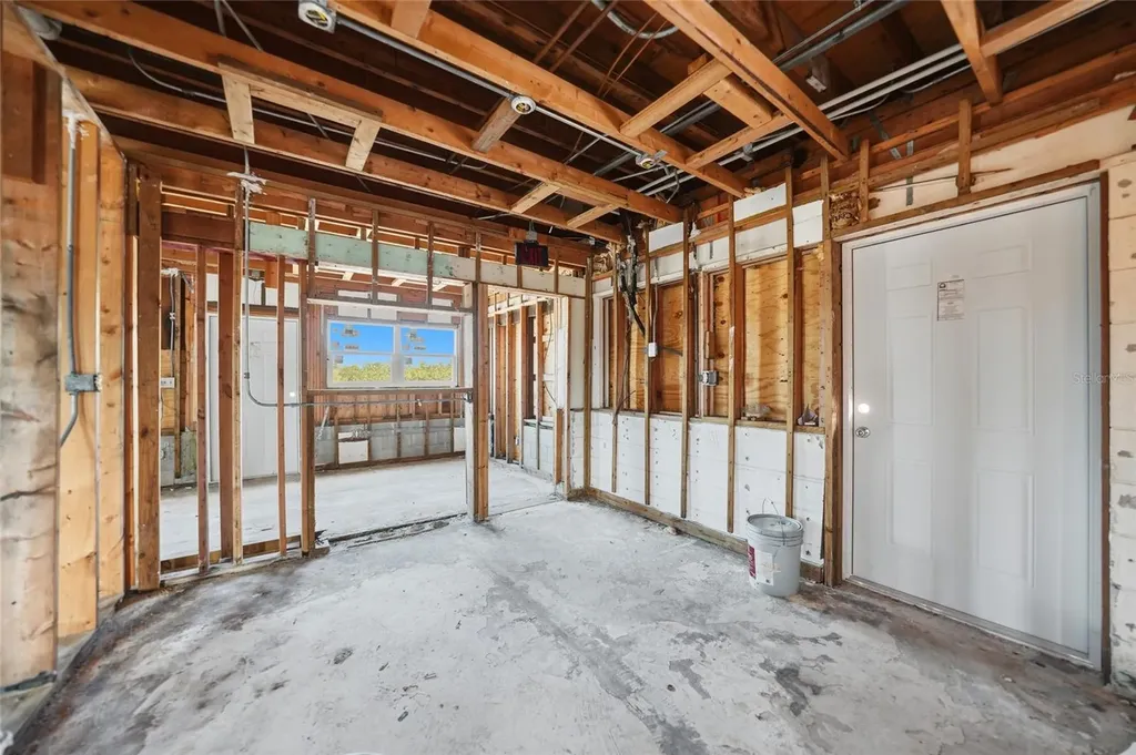1261 Beach Road Englewood FL 34223