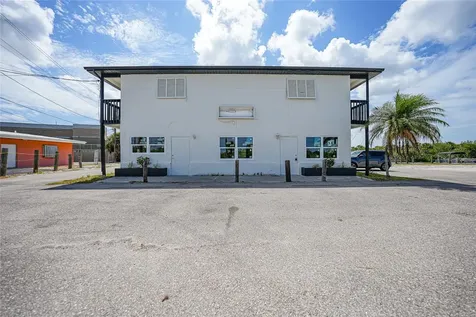 1261 Beach Road Englewood FL 34223