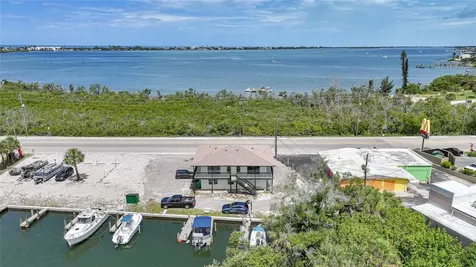 1261 Beach Road Englewood FL 34223