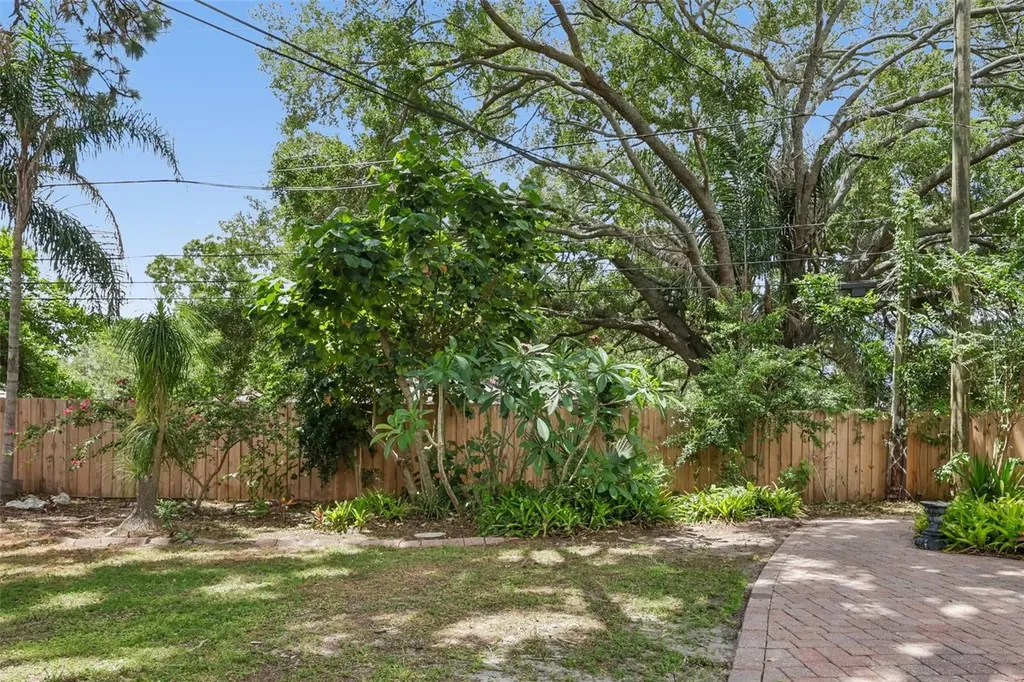 2117 Barcelona Drive Clearwater FL 33764