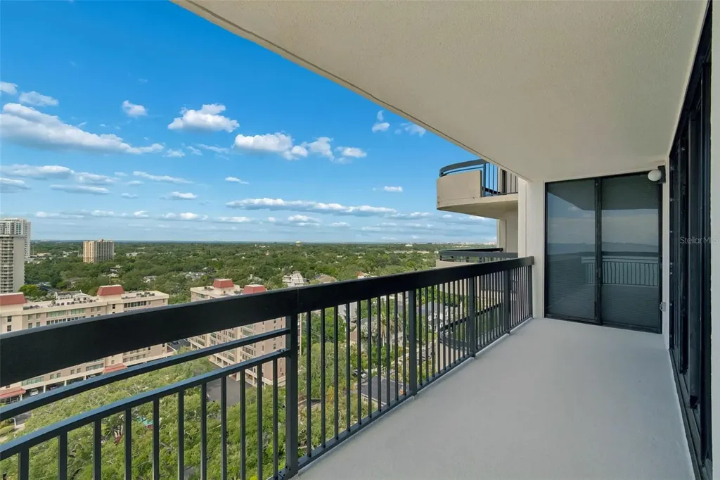 2413 Bayshore Boulevard Tampa FL 33629