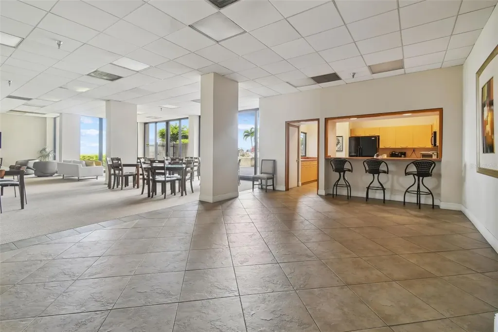 2413 Bayshore Boulevard Tampa FL 33629