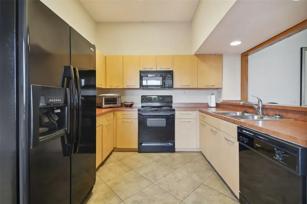 2413 Bayshore Boulevard Tampa FL 33629