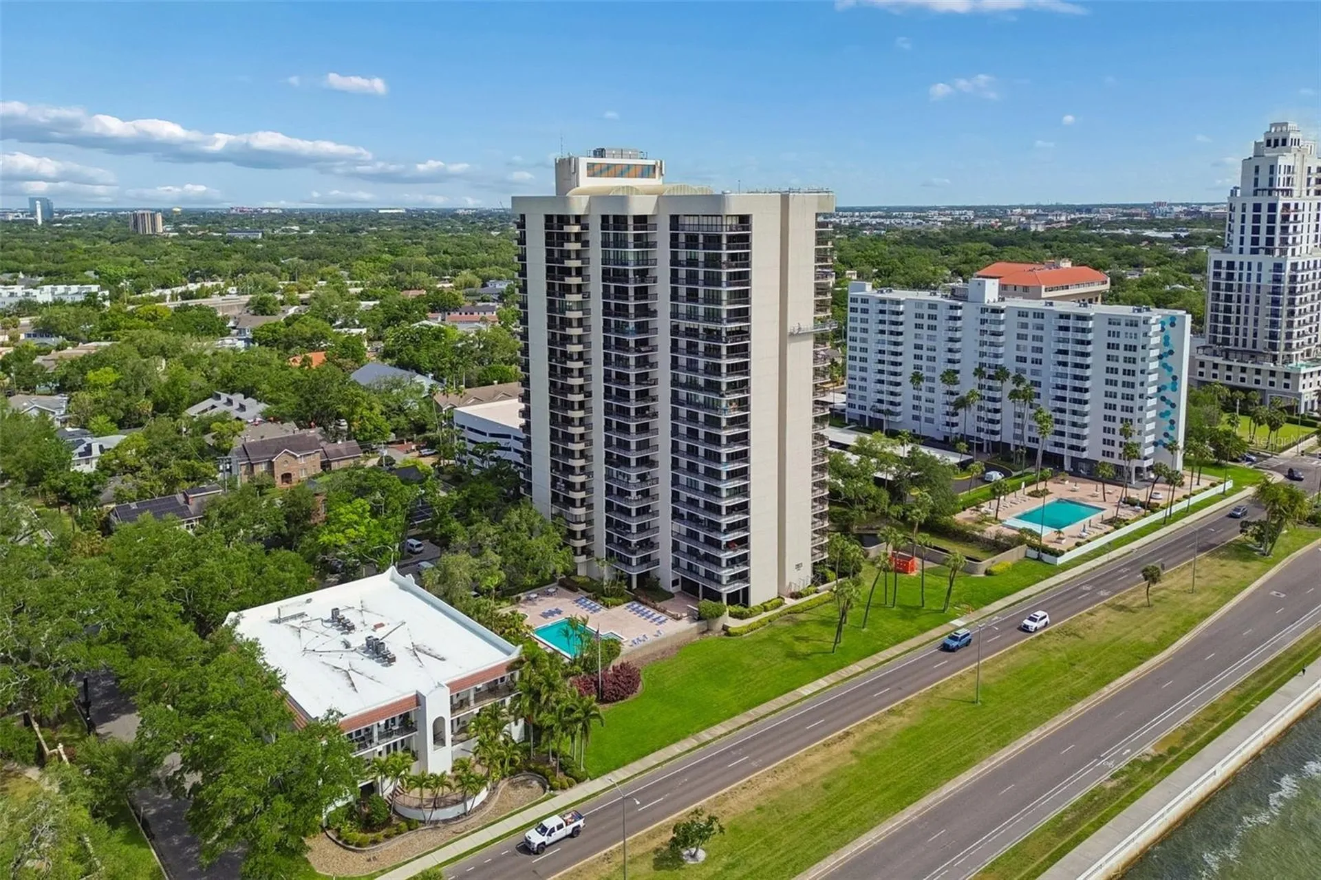 2413 Bayshore Boulevard Tampa FL 33629