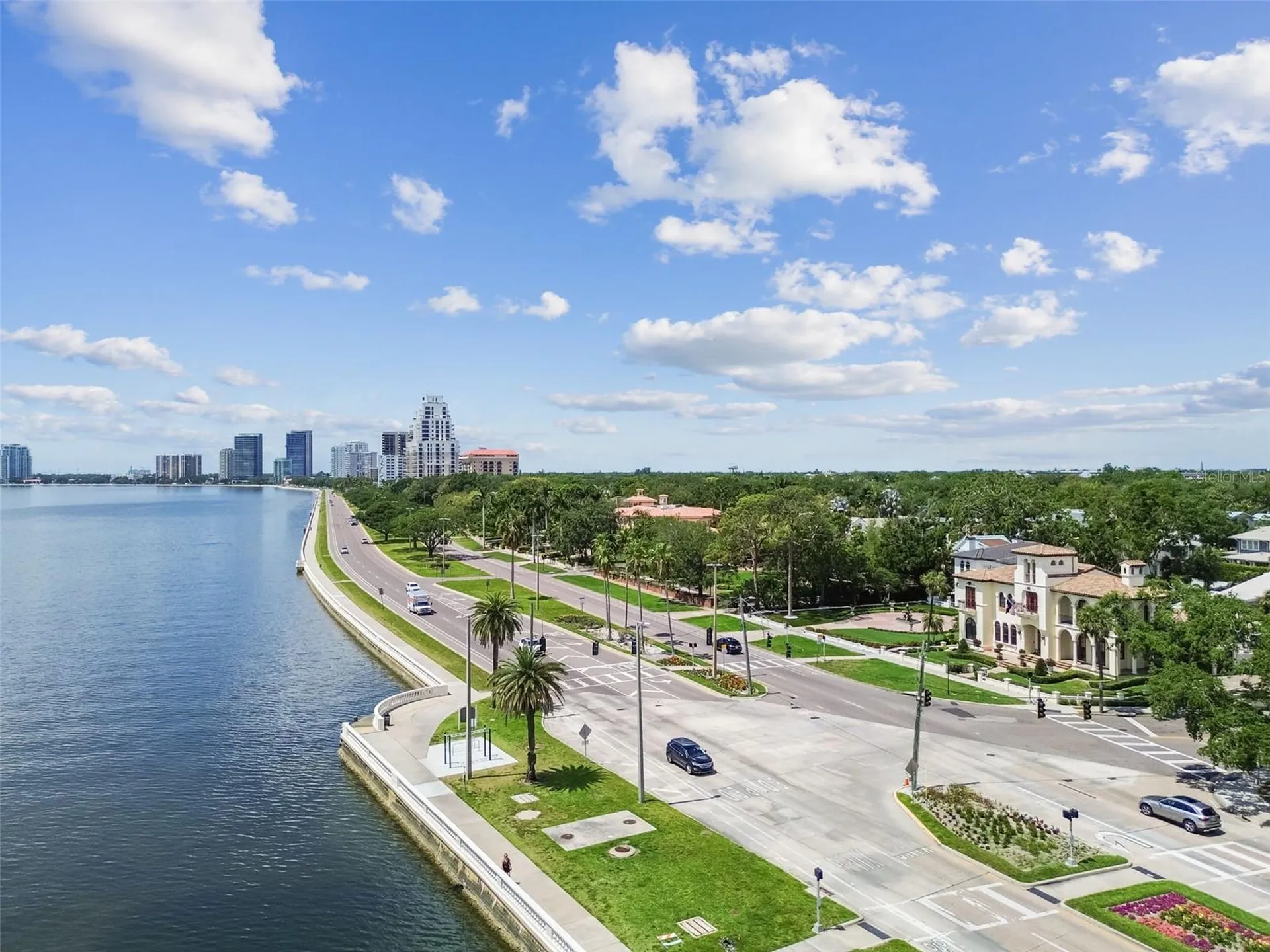 2413 Bayshore Boulevard Tampa FL 33629