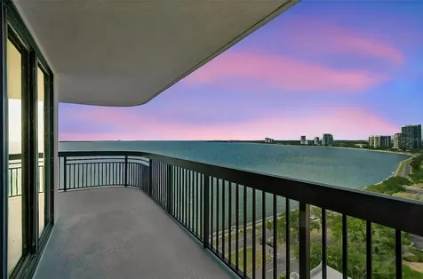 2413 Bayshore Boulevard Tampa FL 33629