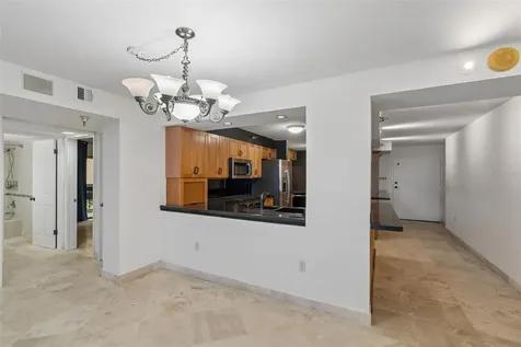 2413 Bayshore Boulevard Tampa FL 33629