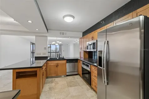 2413 Bayshore Boulevard Tampa FL 33629