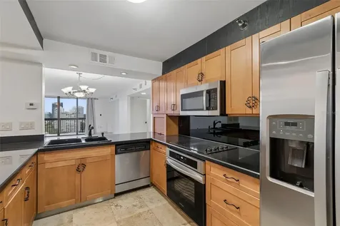 2413 Bayshore Boulevard Tampa FL 33629