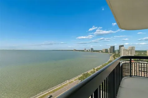 2413 Bayshore Boulevard Tampa FL 33629