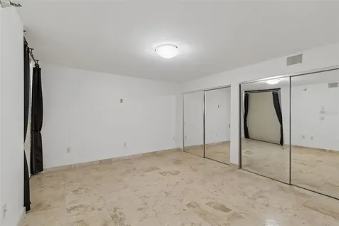 2413 Bayshore Boulevard Tampa FL 33629