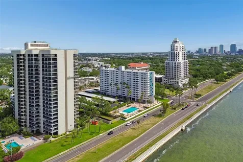 2413 Bayshore Boulevard Tampa FL 33629