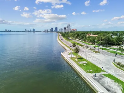 2413 Bayshore Boulevard Tampa FL 33629