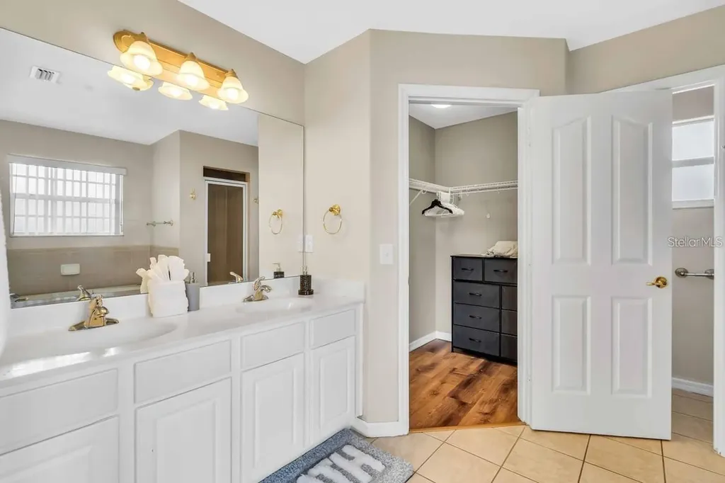 241 Vista Loop Davenport FL 33897