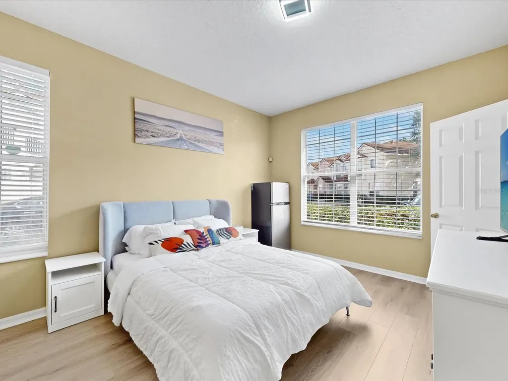 1302 S Beach Circle Kissimmee FL 34746