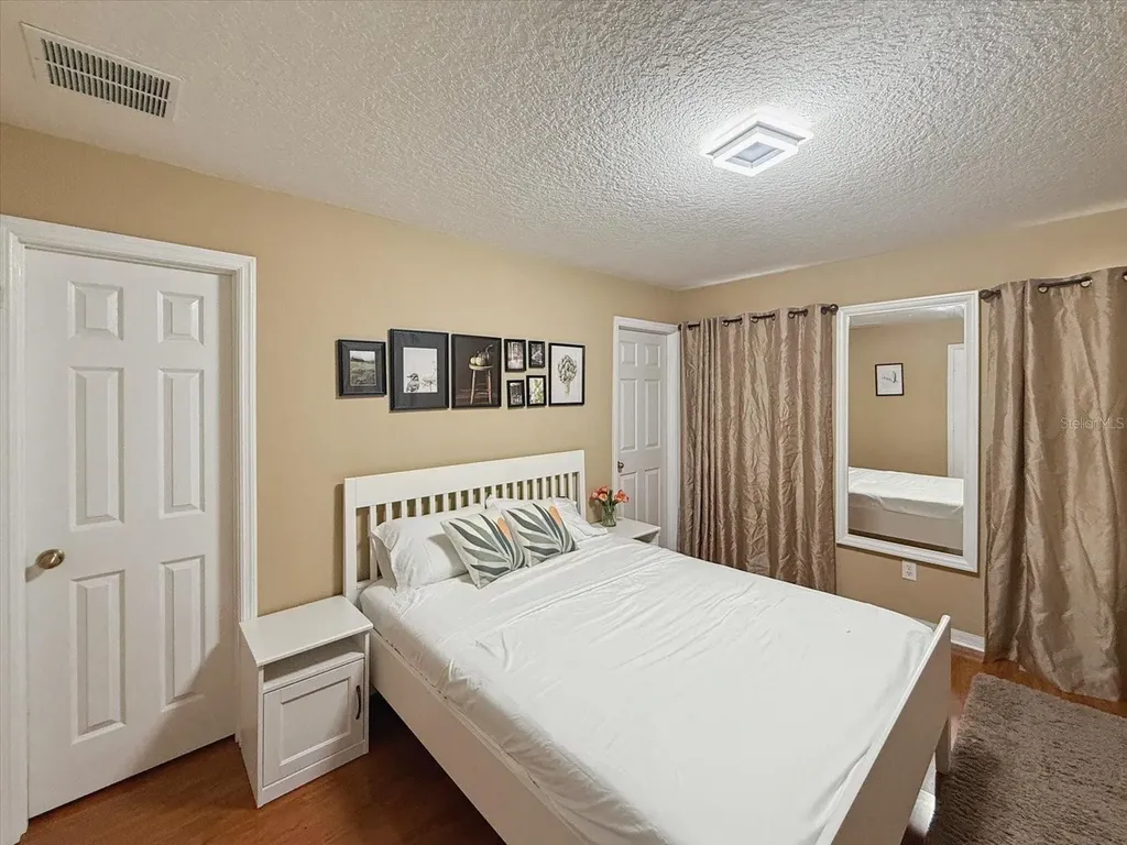 1302 S Beach Circle Kissimmee FL 34746