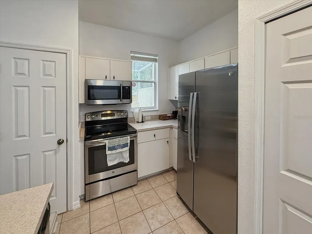 1302 S Beach Circle Kissimmee FL 34746