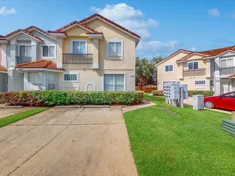 1302 S Beach Circle Kissimmee FL 34746