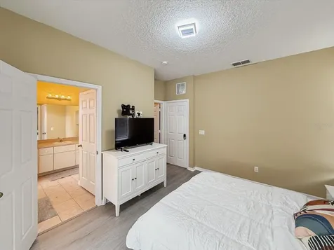 1302 S Beach Circle Kissimmee FL 34746