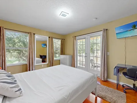 1302 S Beach Circle Kissimmee FL 34746