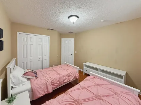 1302 S Beach Circle Kissimmee FL 34746