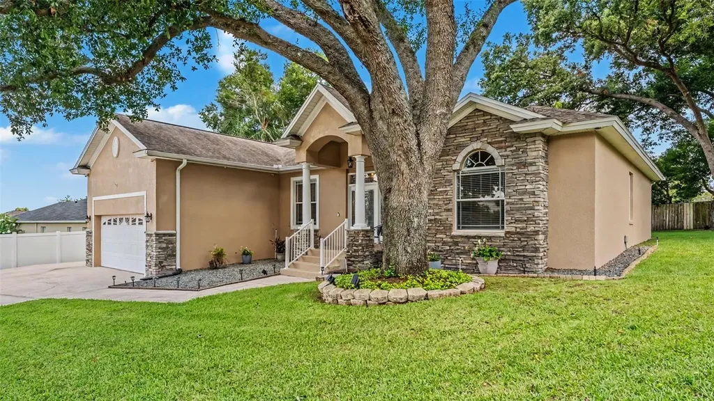 7229 Remington Oaks Court Lakeland FL 33810