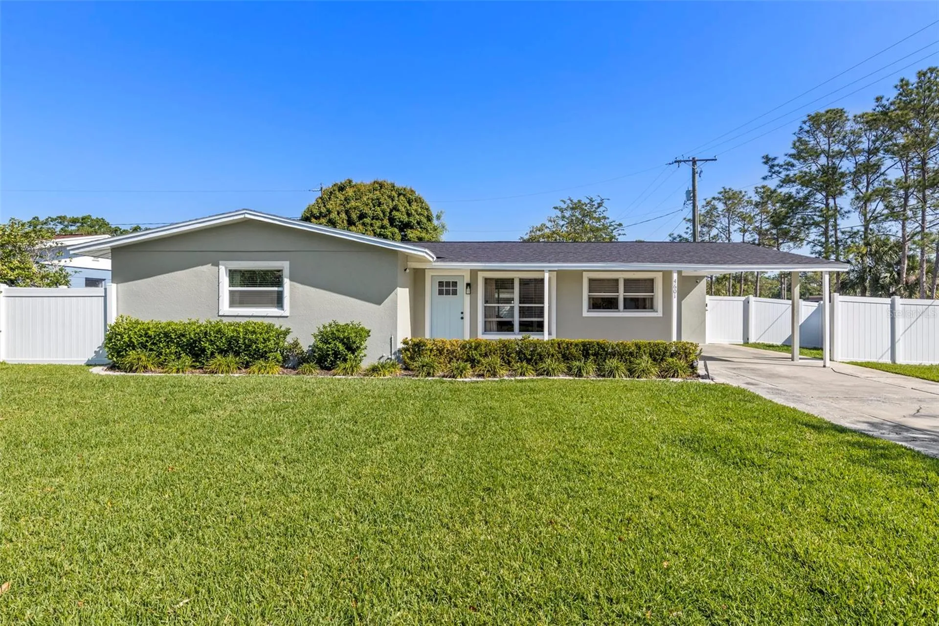 4601 W Villa Rosa Street Tampa FL 33611